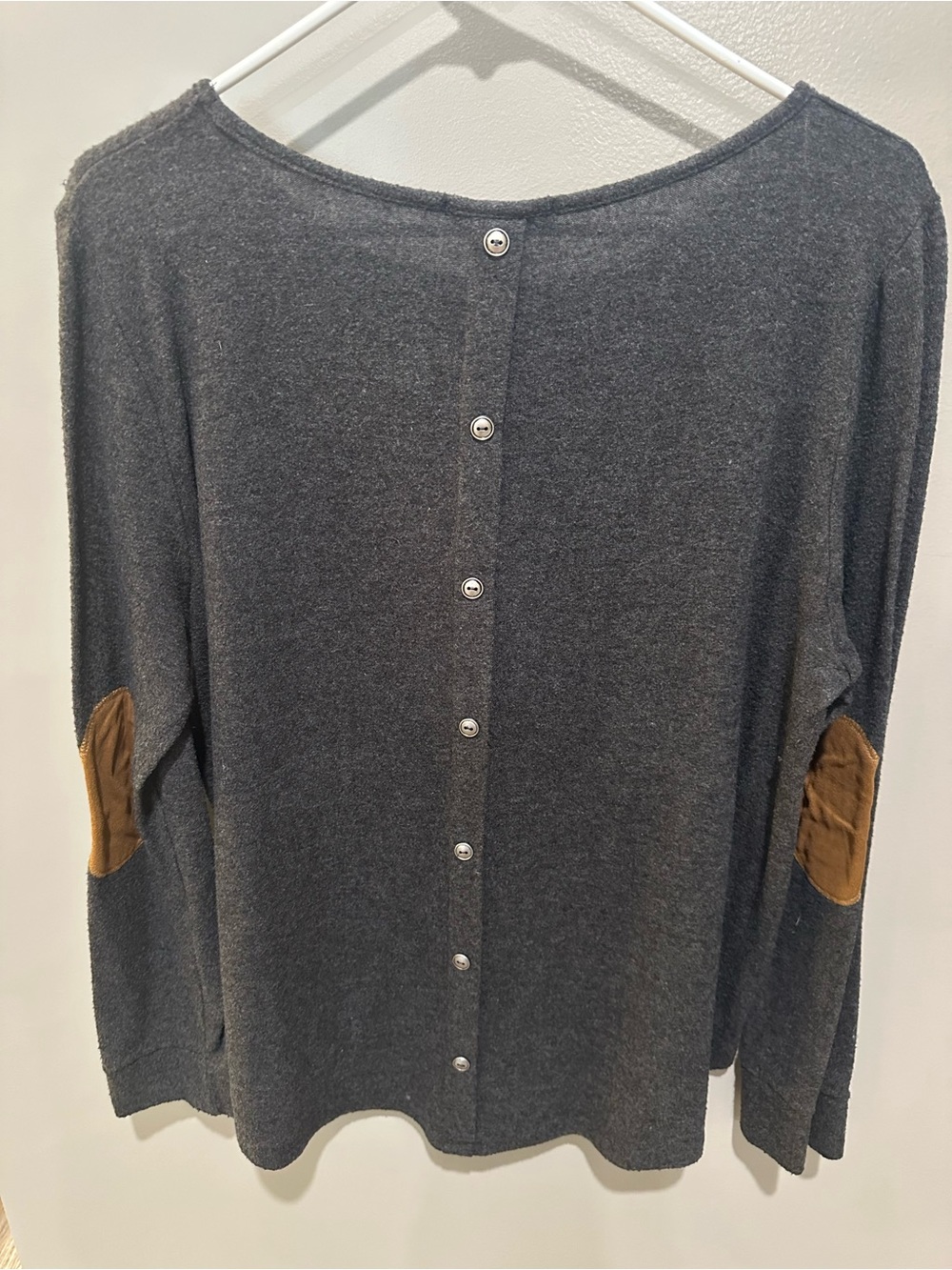 Pink Clover Charcoal Long-Sleeve Button-Back Top with Brown Elbow Patches